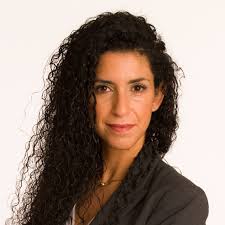 Rachel Bendayan, figure politique d’origine marocaine, devient ministre de l’Immigration et porte une vision humaniste du Canada de demain.